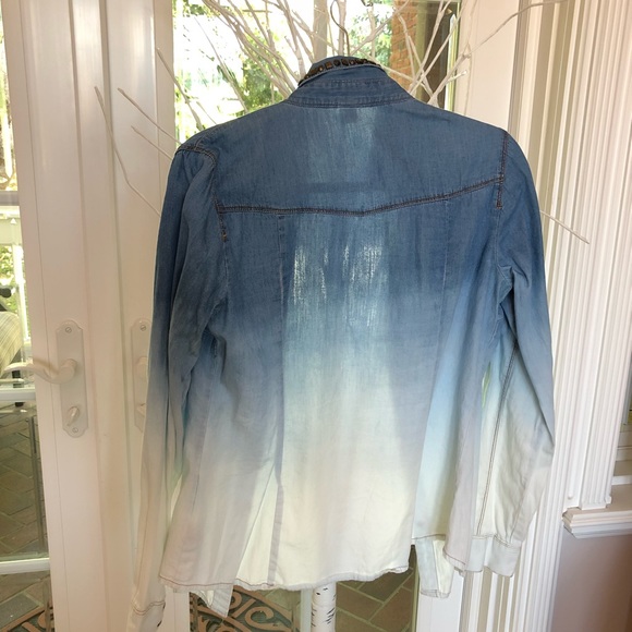 Ombré Button Up - Picture 6 of 8